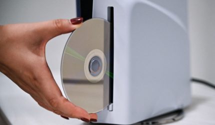 Keputusan Sony untuk membuang cakram tidak bisa dihindari, menurut data