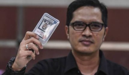 Menggantikan Hotman Paris, Febri Diansyah menjadi penasihat hukum eks Jampidsus Febrie Adriansyah