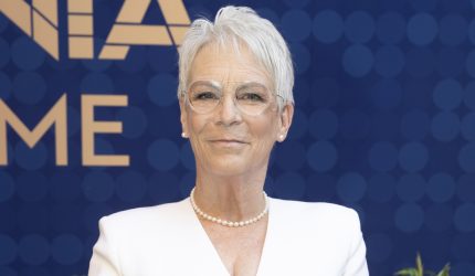 Rekan Bintang The Anything But Love Jamie Lee Curtis Menghargai Karena Membantu Dia Tetap Sadar