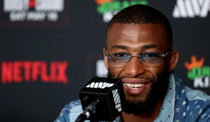Salahdine Parnasse menandatangani kontrak dengan UFC, menggambar acara utama UFC Paris melawan Dan Hooker