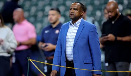 Astros Berpisah Dengan GM Dana Brown