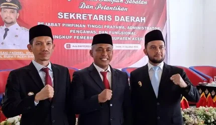Bupati Tarmizi Lantik Dr Kurdi sebagai Sekda Aceh Barat Definitif