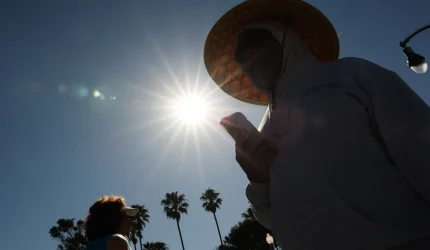 Gelombang panas California Selatan meningkat ketika suhu melonjak melewati 100