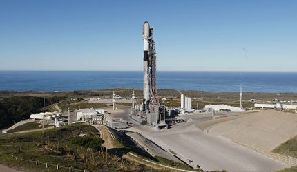 Liputan langsung: SpaceX akan mengirim satelit Starlink ke orbit dengan peluncuran Selasa malam dari California – Spaceflight Now