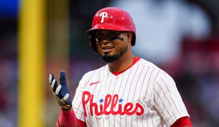 Luis Arraez, Derek Hill keluar dari lineup Phillies untuk final vs. Cardinals
