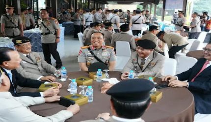 Momen Langka! Mantan Kapolri dan Wakil Kapolri Berkumpul di Mabes Polri, Ada Apa?