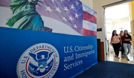 Pemerintahan Trump mengusulkan biaya $103.000 untuk visa H-1B setelah adanya kemunduran hukum