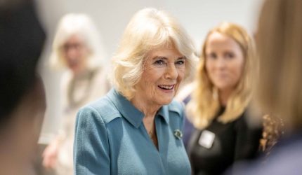 Ratu Camilla mengatakan 'sulit' merahasiakan diagnosis kanker King