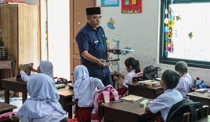 Resmi! Status Guru PPPK Dialihkan ke Pemerintah Pusat, Peluang Jadi PNS 2027 Terbuka
