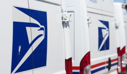 USPS mengeluarkan aturan baru untuk surat suara melalui pos