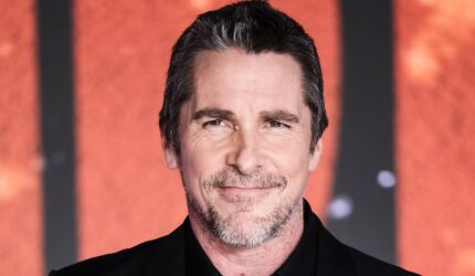 Romansa Monster Gotik Christian Bale Resmi Streaming di Prime Video