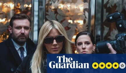 Ulasan perang – Drama perceraian mengerikan Sienna Miller dan Dominic West sangat menyenangkan | Televisi